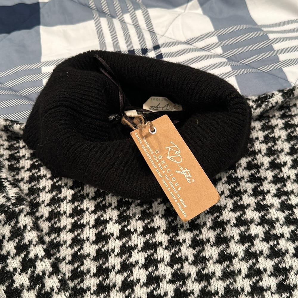 Houndstooth sweater - Picture 2 of 7